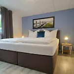Waldsee - Sauna Whirlpool & Balkon *