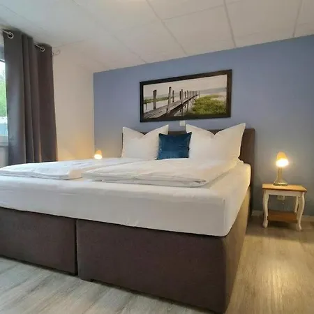 Waldsee - Sauna Whirlpool & Balkon *