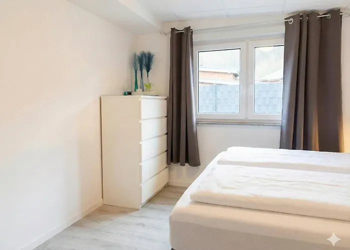 Waldsee - Sauna Whirlpool & Balkon